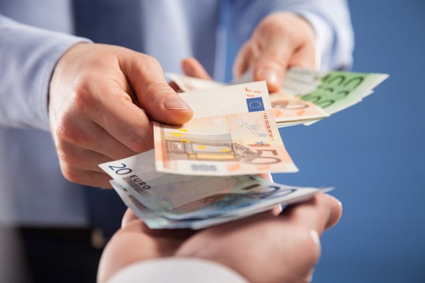 Cash_payment